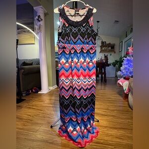 New Directions Black and Pink Geometric Maxi Dress